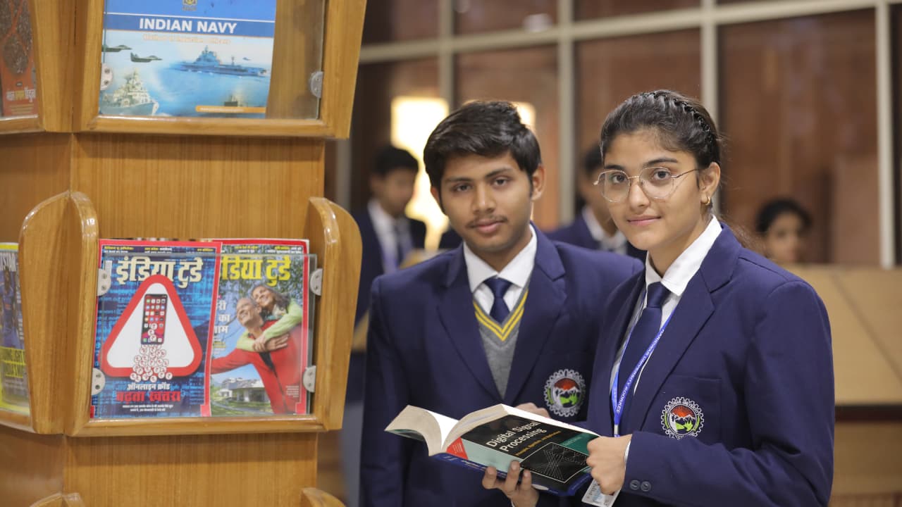 Magazines & Periodicals