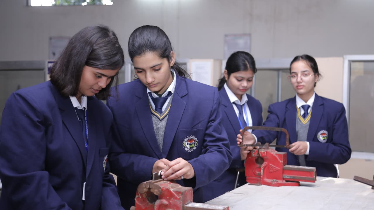 Roorkee College of Engineering