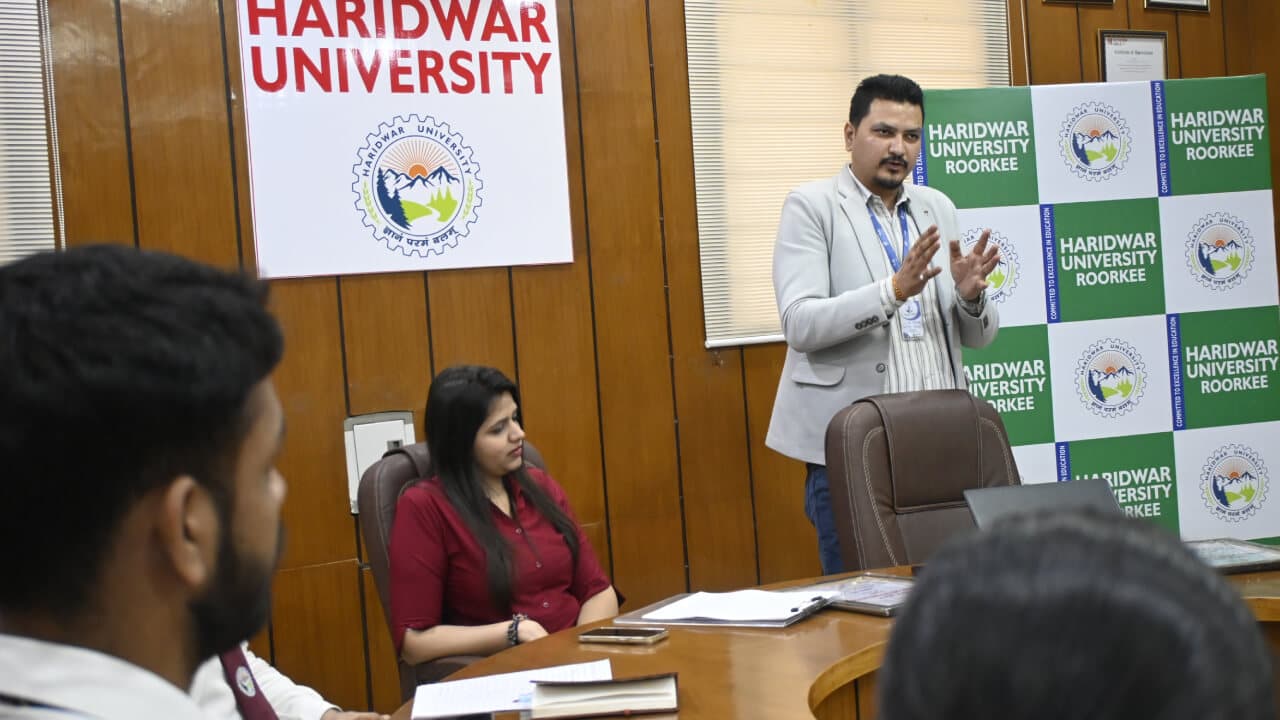 Haridwar University Hosts Live Tech Solutions Drive